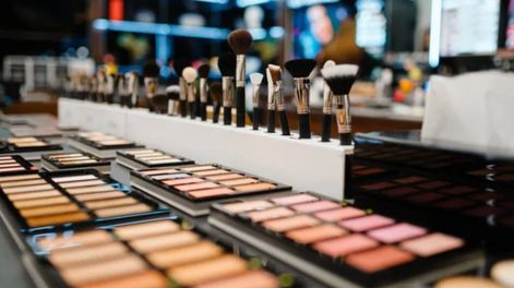 Llegó a Mendoza una reconocida cadena de venta de maquillaje y perfumes