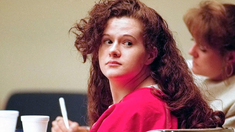 Christa Pike despertó y puede hablar tras sobrevivir a una ejecución fallida en Tennessee.