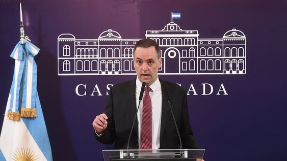 El vocero presidencial, Manuel Adorni. (Télam/Alejandro Santa Cruz)
