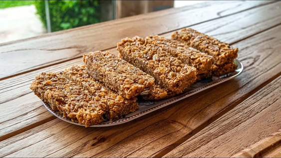 Esta receta de barritas de cereal se adapta a todo momento del día.