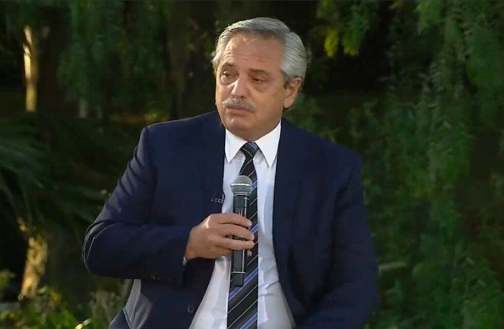 Alberto Fernández habló ante sectores sindicales,  empresarios y funcionarios al cerrar la primera jornada del Consejo Económico y Social que se desarrolló en Parque Norte.