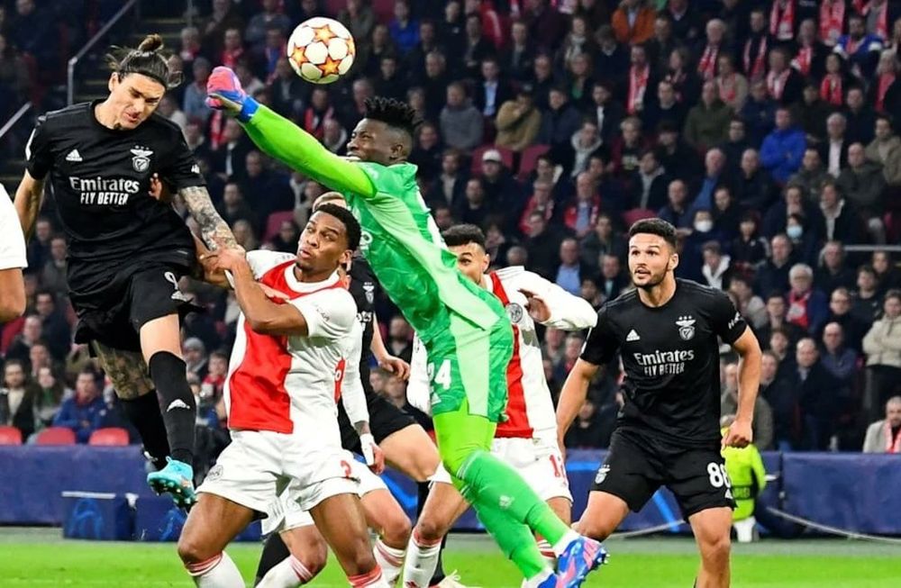 El Benfica aguantó y tuvo premio El conjunto portugués fue dominado durante todo el partido por un Ajax que lo buscó desde el principio. Sufrió, aguantó y se lo llevó 1-0 para meterse en cuartos de final. / Gentileza.