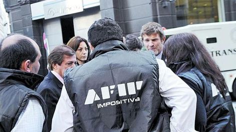 Imagen ilustrativa - Operativos de AFIP contra “arbolitos” (Clarin.com).