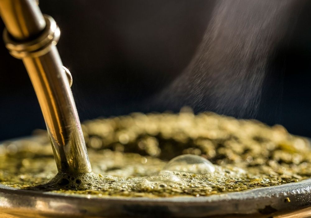 El cáncer de esófago presenta alta mortalidad y baja supervivencia, especialmente en países con fuerte consumo de infusiones calientes