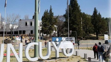 Trámites remotos, base de datos unificada y fin de la burocracia: así avanza la digitalización en la UNCuyo. Foto: Archivo Los Andes