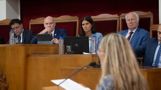 Audiencia Pública sobre el tema conocido como Reina de la Vendimia de Guaymallen, se realizóen el  Salón de Actos del Palacio de Justicia con la Corte Superema de Justicia presente Foto: Ignacio Blanco / Los Andes