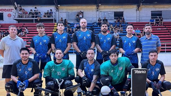 Hockey Patín. Petroleros es una de las escuadras que compite en el tradicional torneo Vendimia