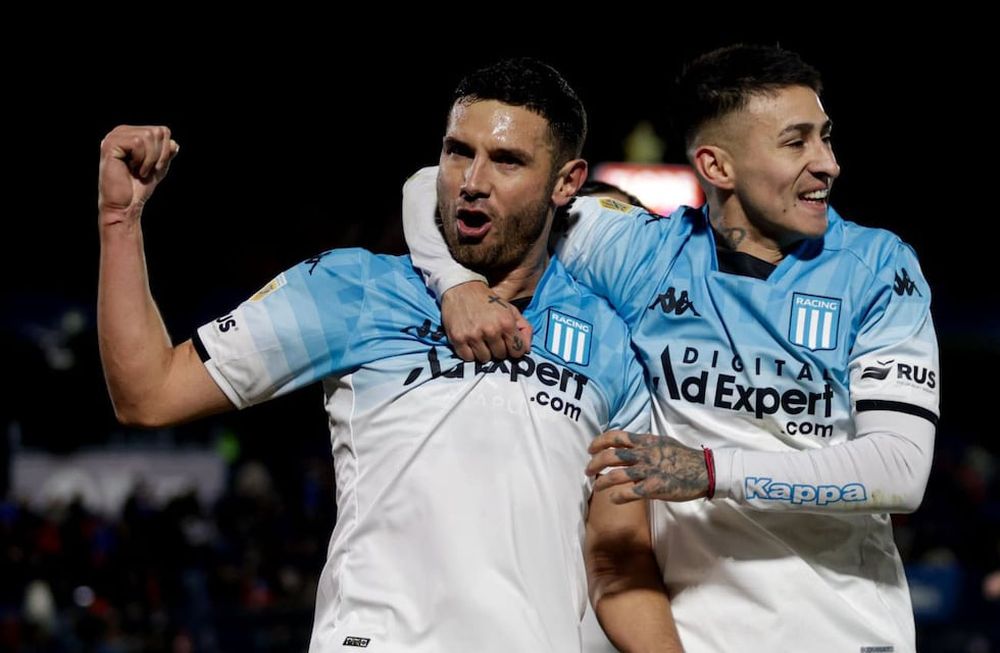 El ex-Instituto Adrián Martínez, marcó un tanto en la goleada 4-0 de Racing ante Tigre por la tercera jornada de la Liga Profesional. (Prensa Racing)