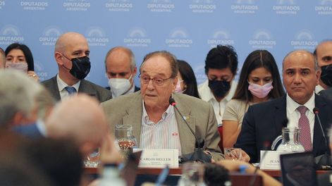 Los Andes | El presidente de la Comisión de Presupuesto y Hacienda, Carlos Heller, junto al jefe de Gabinete, Juan Manzur (Foto: Federico López Claro)