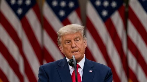 El presidente Donald Trump se comunicó con el gobernador de Georgia y según trascendió lo habría presionado para que anule los resultados a favor de Joe Biden. - (AP)