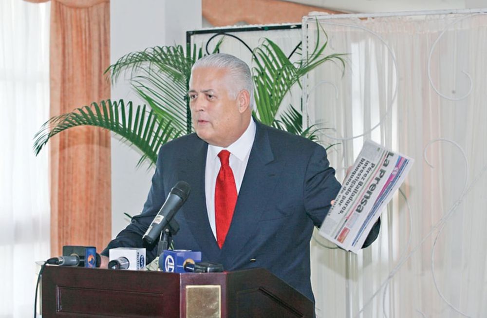 Ernesto Pérez Balladares y su conflicto con el renombrado diario panameño.