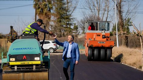 Maipú consolida su desarrollo urbano con el 90% del Plan de Asfalto cumplido