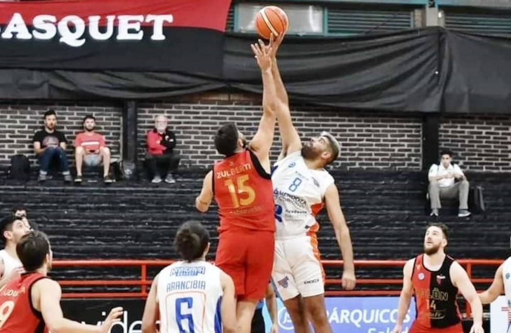 Rivadavia metió un triunfazo ante Colón de Santa Fe y sueña con los playoffs. / Gentileza.