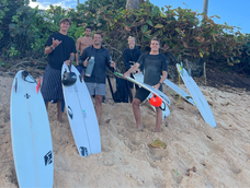 La banda argentina en Hawái, incluidas tres joyas del semillero. Llevando el surf a otro nivel