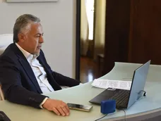Cornejo registró más imagen negativa que positiva por segundo mes seguido. Los intendentes mendocinos siguen entre los mejores del país.