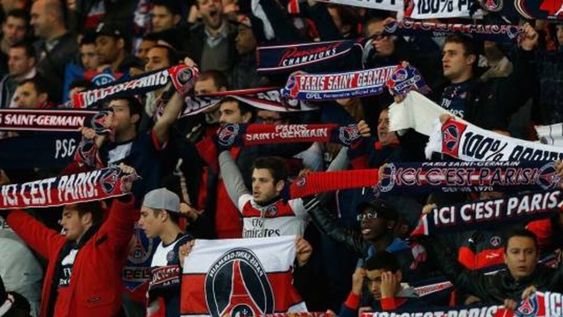Un hincha de PSG relató el violento ataque sufrido por un barra del Barça