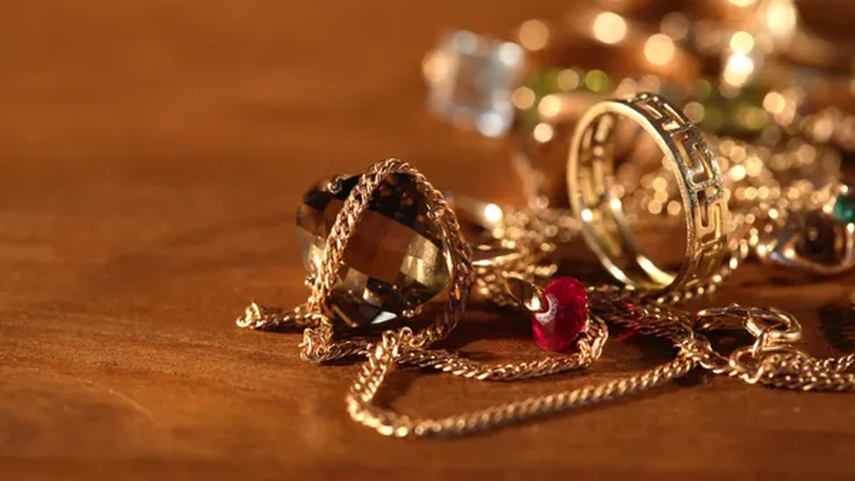 Por la crisis, cada vez más personas buscan vender su oro