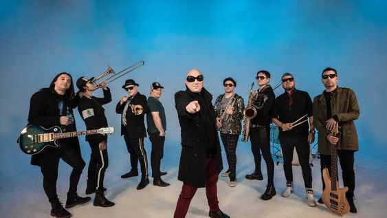 La Mosca interpretando el hit Muchachos, ahora nos volvimos a ilusionar. La canción mundialista es la más escuchada de Spotify Argentina.