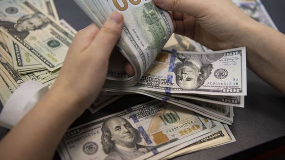El 2 de enero se libera el dinero del blanqueo, unos 23 mil millones de dólares. ¿Qué podría pasar con las reservas y el tipo de cambio?