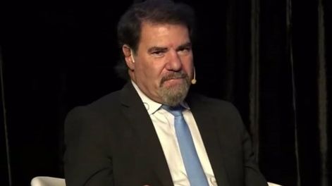 El cuello de botella que tiene Argentina es su mega deficit fiscal, explicó el analista.