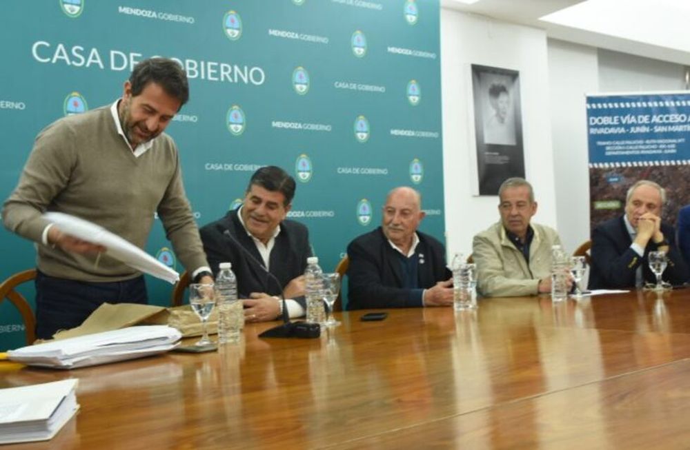 Doble Vía del Este: tres ofertas para integrar Rivadavia, Junín y San Martín al Corredor Bioceánico