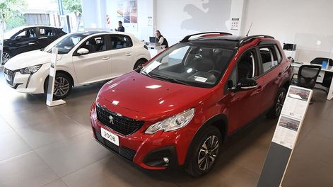Los Andes | En el caso de Peugeot, se está reponiendo el stock del 208 y las brechas de precios vuelven a jugar a favor del 0km. Foto: José Gutiérrez / Los Andes