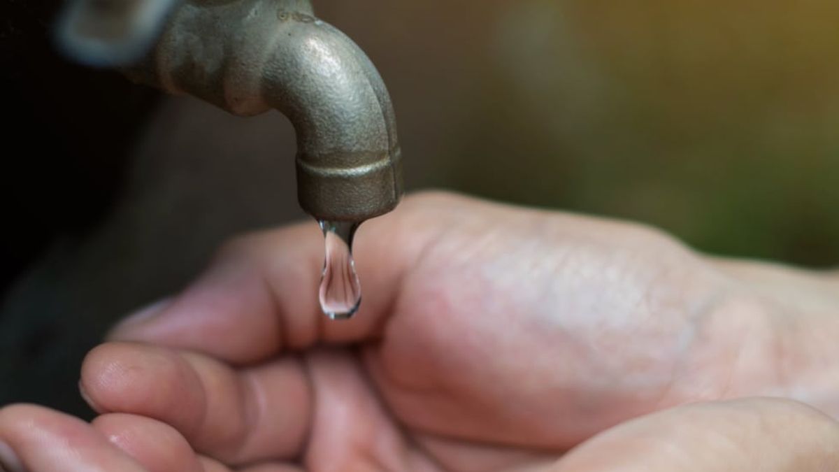 Aguas Mendocinas advierte "posible afectación del servicio en el Área Metropolitana" y "desbordes cloacales"
