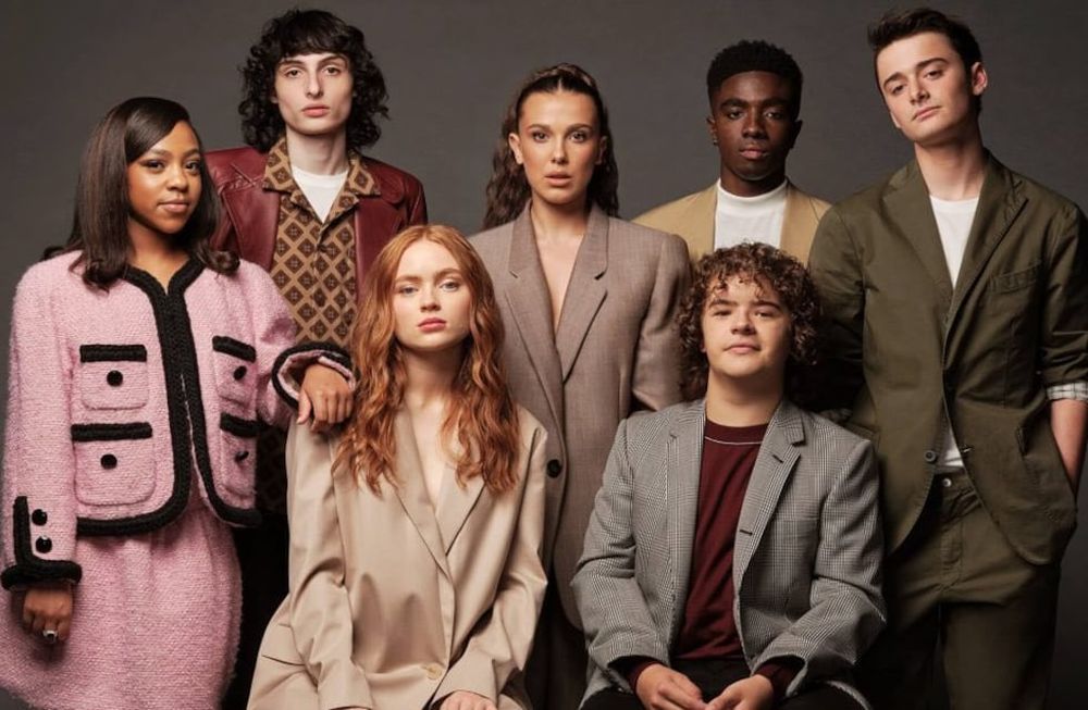 Las parejas de todos los actores de la serie de Netflix