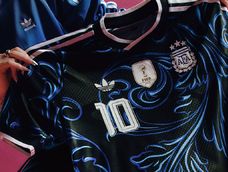 Camiseta alternativa de la Selección Argentina para el Mundial FIFA 2026
