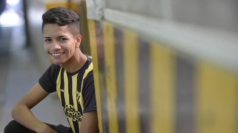 El futbolista hipoacúsico de Palmira que pasó por el Próvolo y sueña con llegar a River