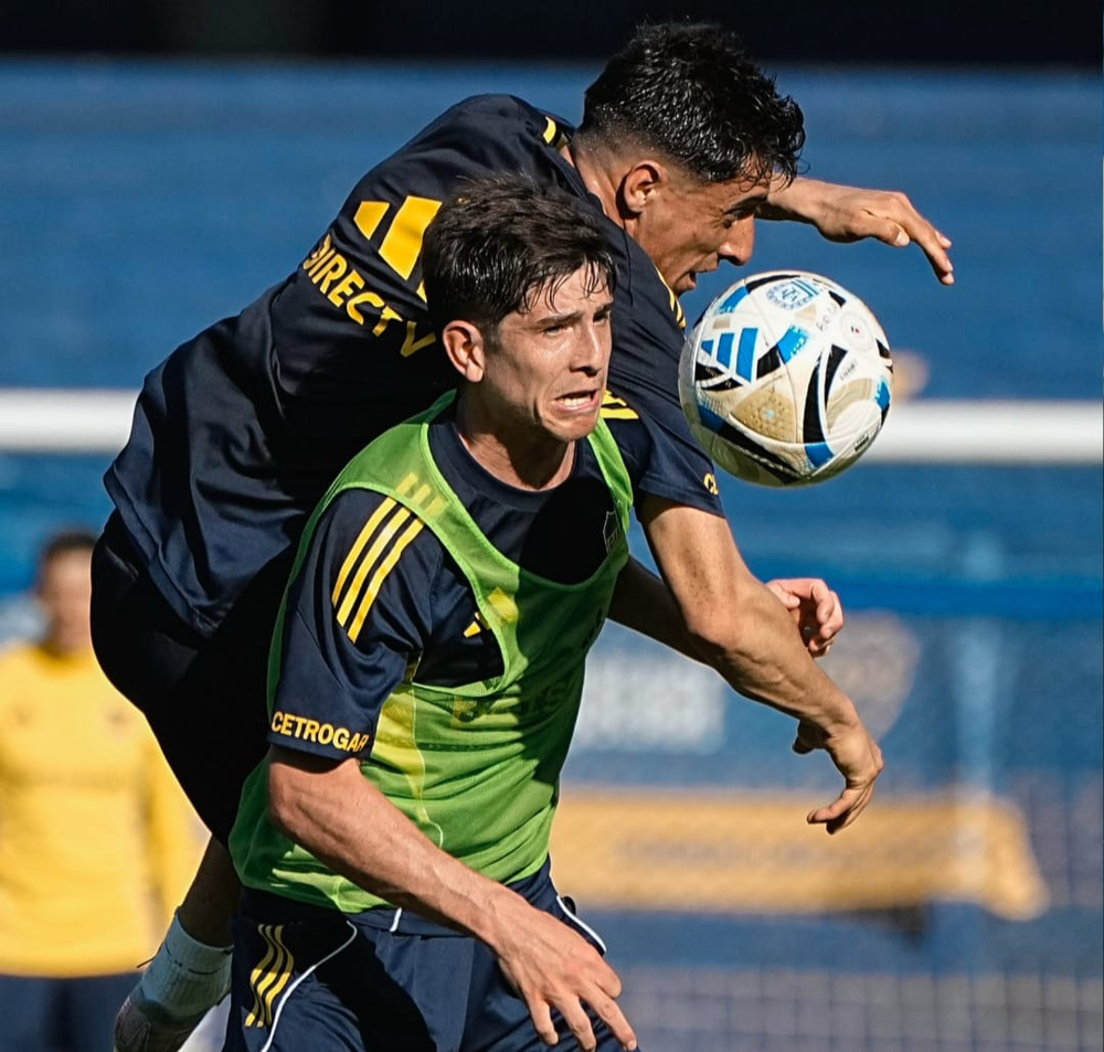 Durante l'allenamento, Merentiel era titolare. L'uruguaiano sarebbe stato raggiunto domenica da Milton Giménez.