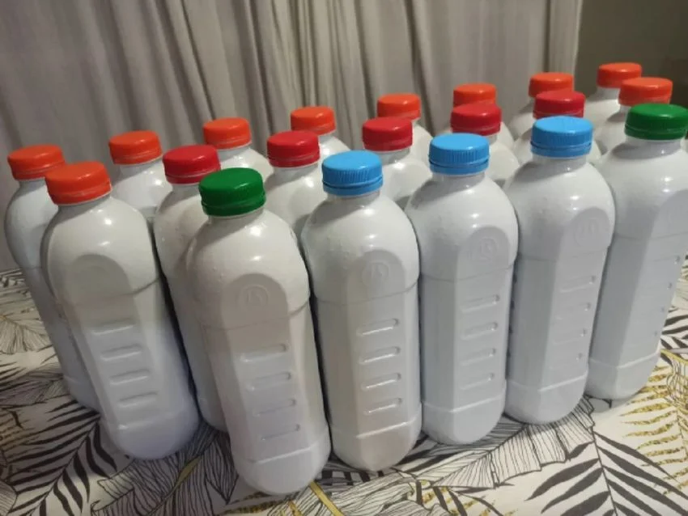 Reciclar las tapitas de botella de leche puede ser clave para ahorrar en casa.