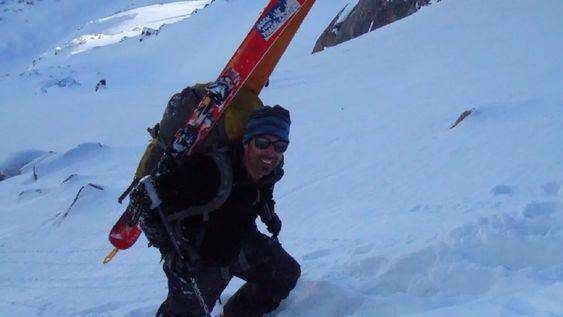 Quién era Lucas Buzzerio, el esquiador argentino que murió tras caer 300 metros en el Mont Blanc