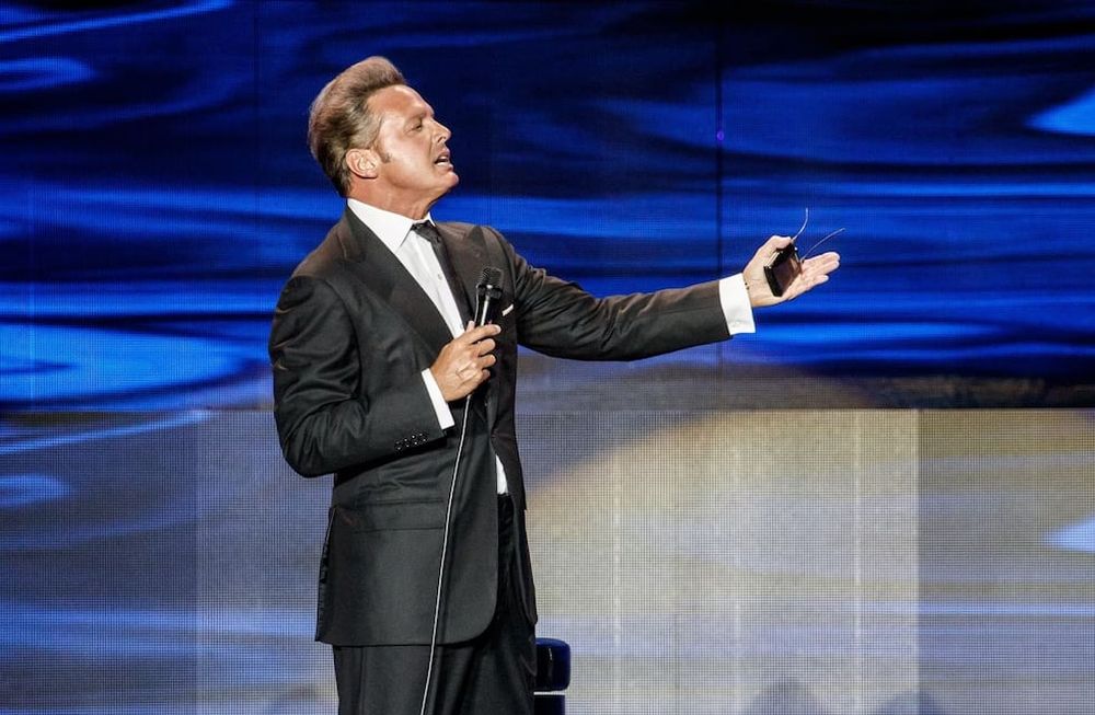 Luis Miguel podría suspender sus shows por un problema de salud.