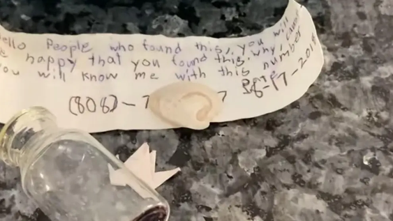 Una niña encontró en Florida una botella que fue lanzada en Hawái con un misterioso mensaje