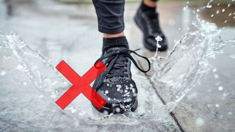 Más allá de la lluvia, este protector de zapatillas ofrece beneficios que lo hacen útil en otros contextos complicados.