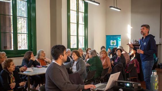 El centro de jubilados Gimnasia Feliz fue capacitado en boleta única