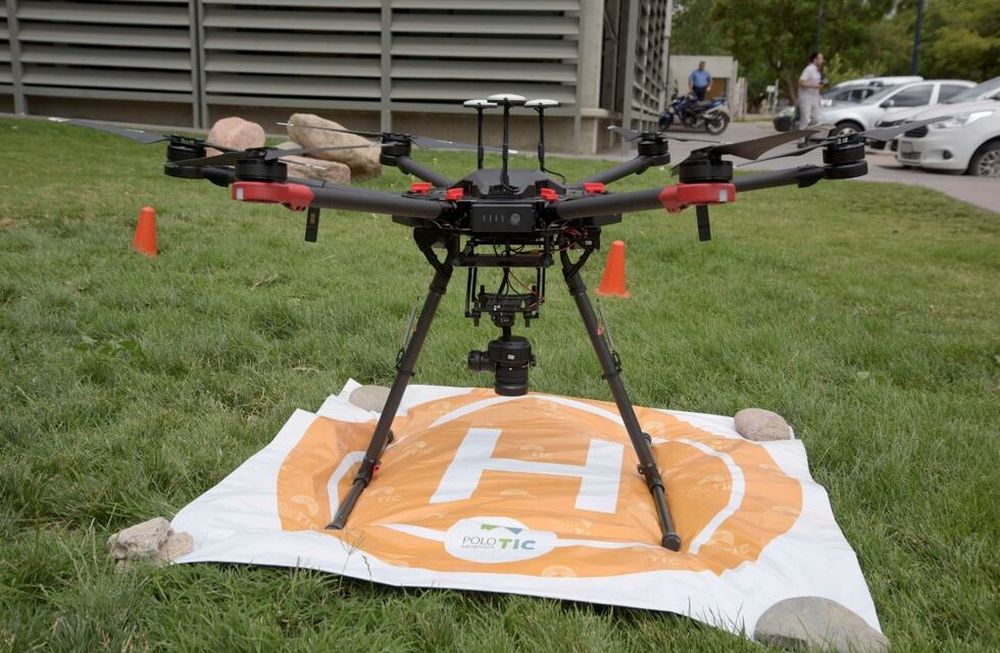 Los drones ya se utilizan para el patrullaje preventivo y para detectar construcciones no declaradas. Ahora buscarán sumarlos a la lucha antigranizo. Foto archivo: gentileza Gobierno de Mendoza.
