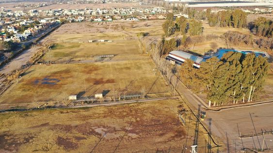 Independiente Rivadavia estaría por perder terrenos de la Ciudad Deportiva que está ubicada en la calle Terrada casi Boedo de Luján / Marcelo Rolland