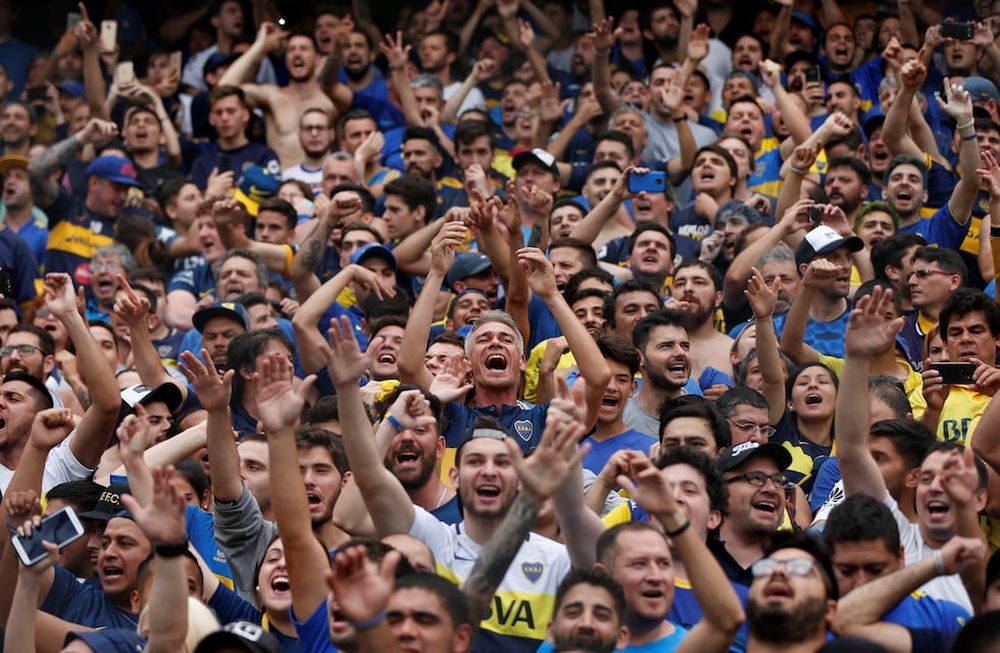 Fotogalería: La hinchada de Boca le puso color a la tarde