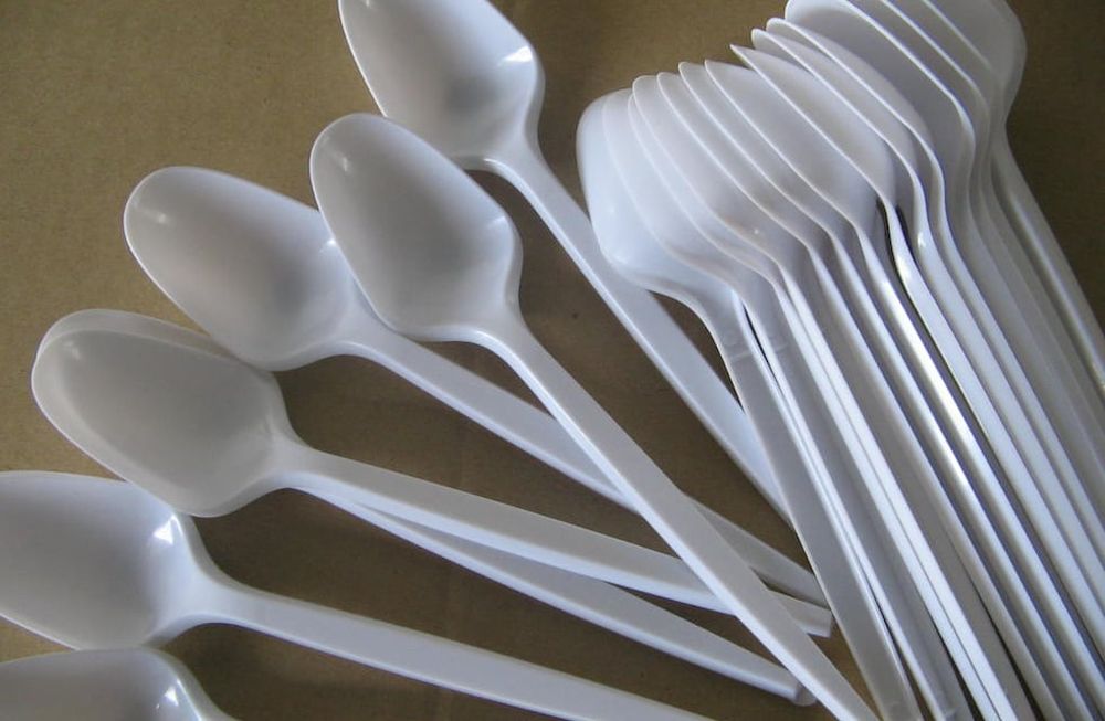 Así podés reciclar las cucharas de plástico