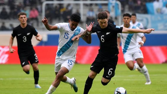 En la antesala del encuentro que protagonizará Argentina frente a Uzbekistán, Nueva Zelanda le ganó a Guatemala por 1-0. / Gentileza.