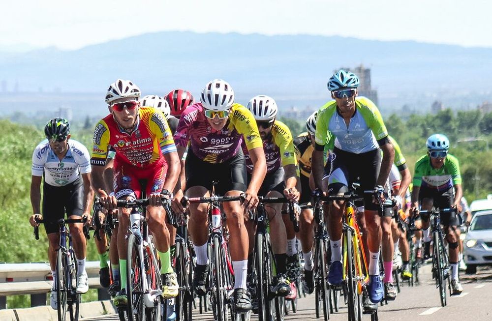 Se disputó la fecha 3 del Campeonato Mendocino de Ruta en el Corredor del Oeste, en Godoy Cruz, con triunfo del joven ciclista local Exequiel Nievas. /Gentileza