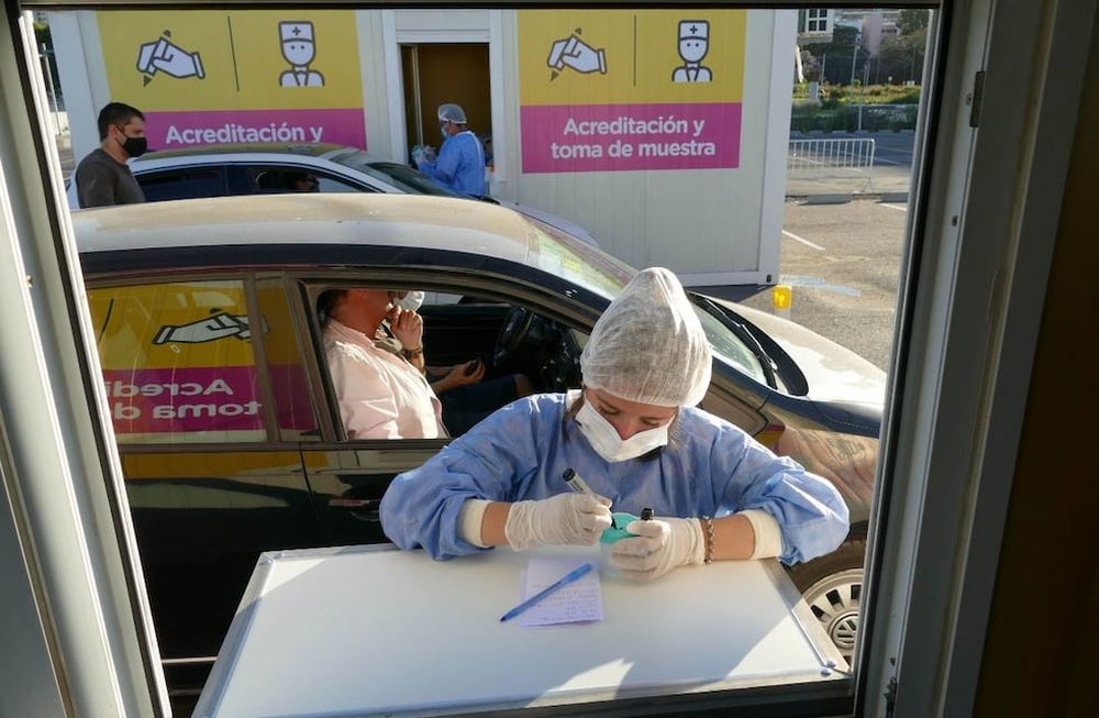 Precaución. A los imprevistos que puedan surgir en cualquier viaje se sumaron los de la pandemia. Por eso venden más seguros. Foto: Gentileza.