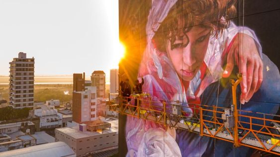 Llega a la Ciudad Martín Ron, uno de los diez mejores muralistas del mundo