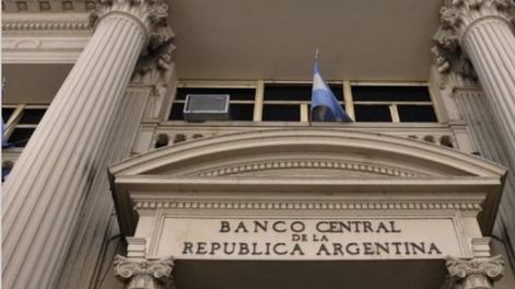 El dólar cerró a 60,22 pesos en el promedio del Banco Central