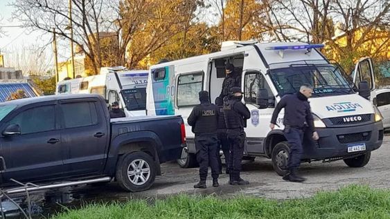 Unos 20 presos que se encontraban alojados en la Comisaría 4ª de Ituzaingó simularon una pelea con la finalidad de evadirse. Foto: News Digitales