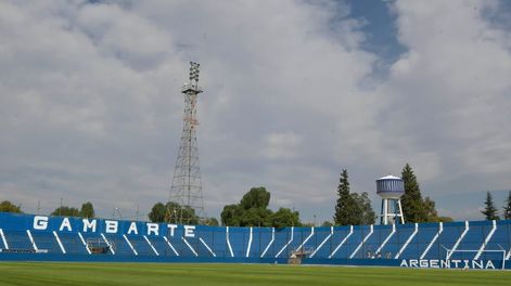 Los Andes | HISTÓRICO. El mítico estadio Feliciano Gambarte lucirá hoy su mejor cara en mucho tiempo y, aunque sin público, albergará el primer partido del Tomba en su cancha desde que juega en Primera División. Foto: Orlando Pelichotti/ Los Andes