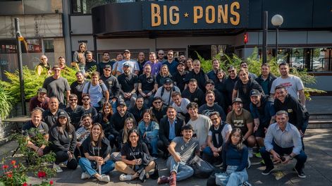 Los gastronómicos del mundo hamburguesero.  se reunieron en Burger Palusa, celebrando la creatividad y la pasión por la gastronomía en el Tribuna Plaza.