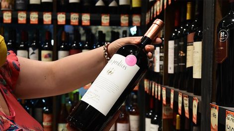 El precio de vino sufrió un incremento por encima de la inflación en el mes de abril.